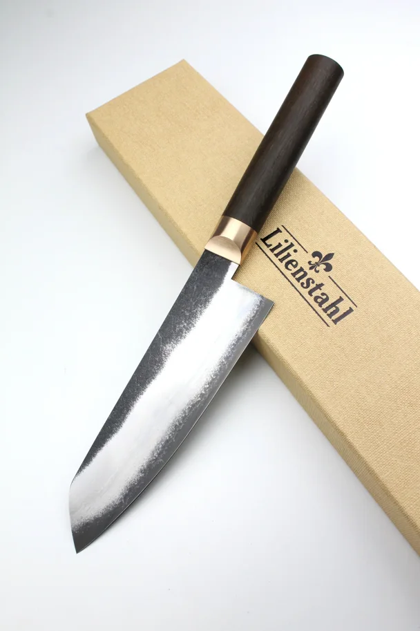Japanisches Messer - Santoku